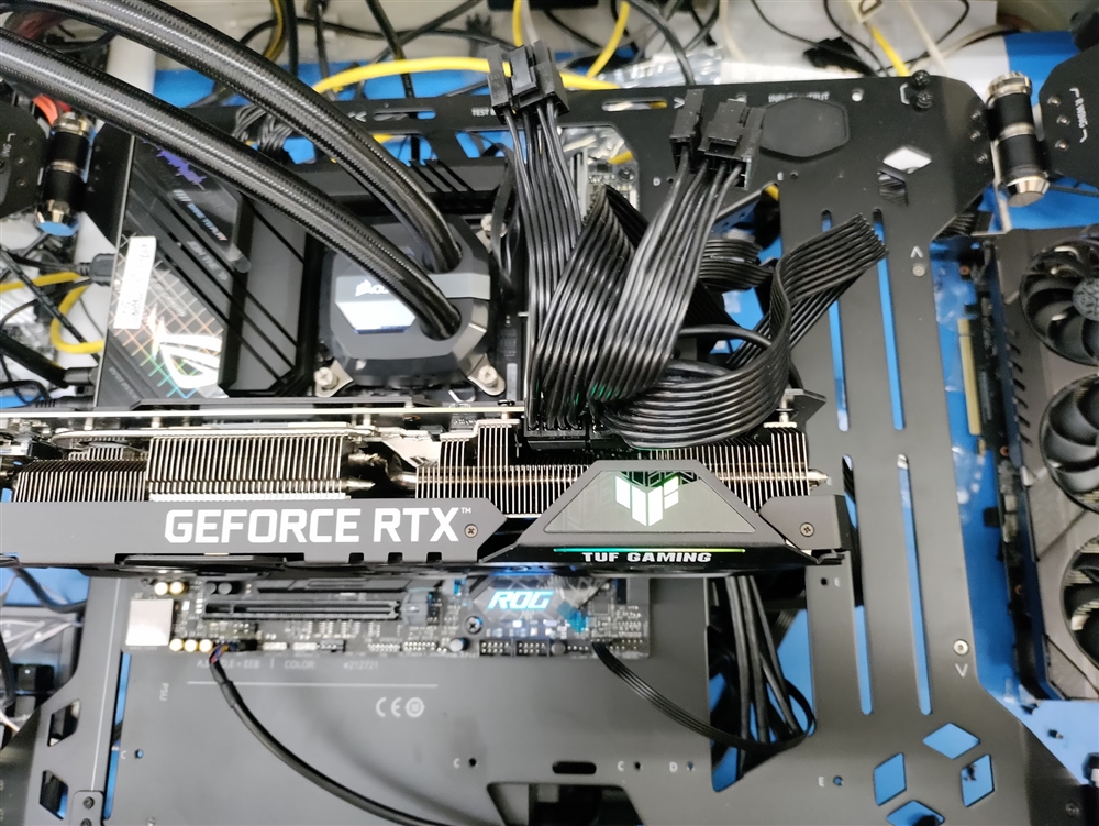 image about - psa: psu power/cable requirements and high-end graphics cards
